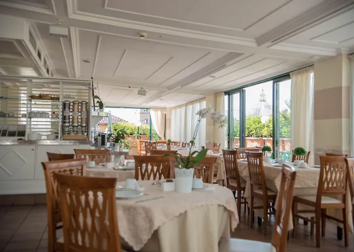 Hotel Palladium Palace 4*