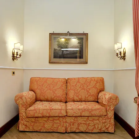 Отель Palladium Palace