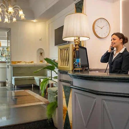 Palladium Palace 4* Рим