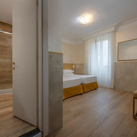 Отель Palladium Palace