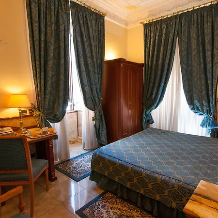 Отель Palladium Palace